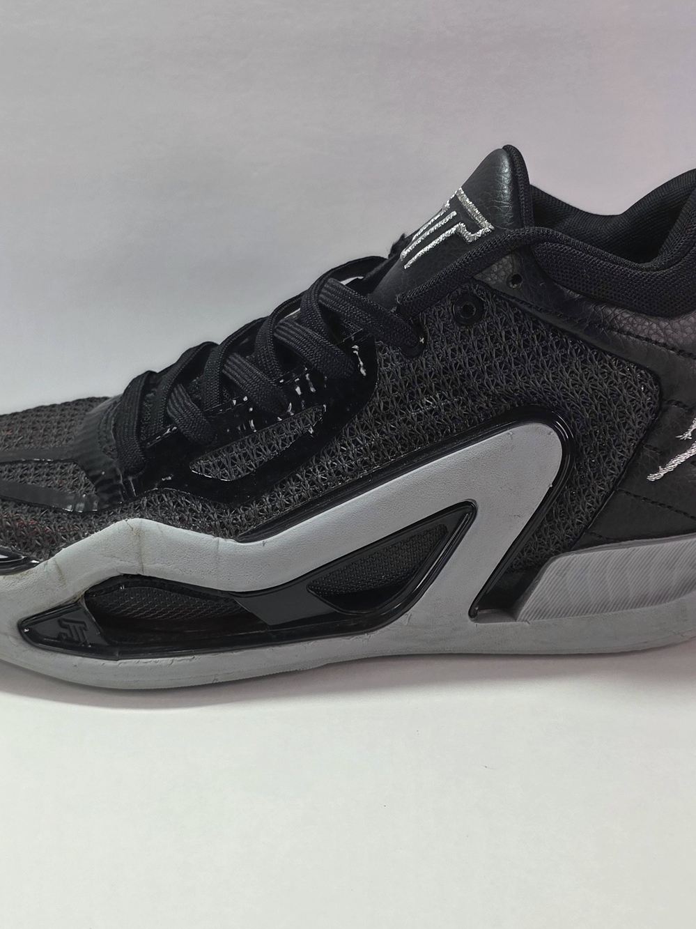 Jordan Tatum 1 “Old School” Black Grey DZ3323-001 Men’s Size 7